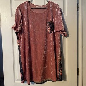 Beautiful velour top